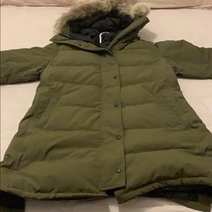 Authentic Woman’s Canada goose